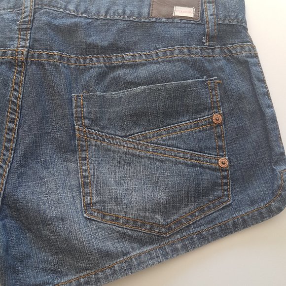 ⭐Billabong Low Rise Jean Shorts Size 7 - Picture 5 of 8